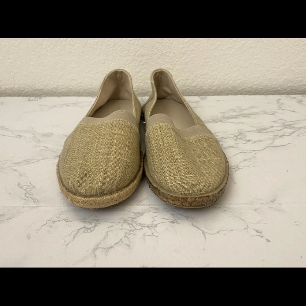 West Loop Women Slip On Canvas Flats Size 7/8 cream Slip On Brown Shoes C​​​​​​ - Picture 3 of 7